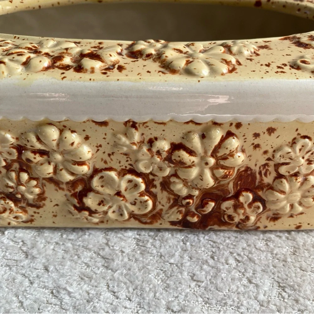 Vintage Mid Century Ceramic Tissue Box Cover Daisy Flower Design Flower Power